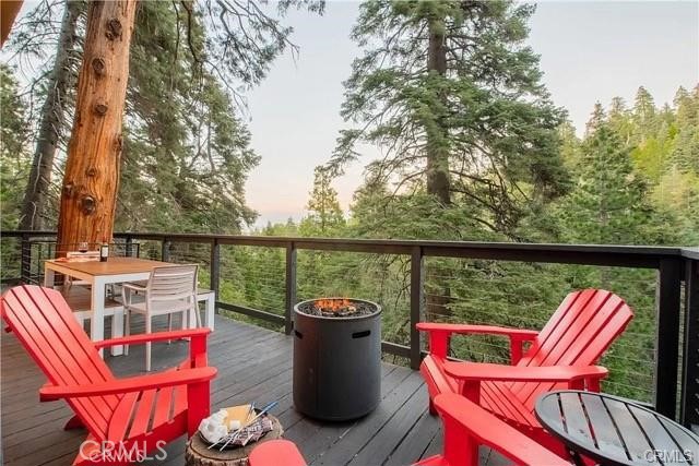 Detail Gallery Image 18 of 42 For 555 Dover Ct, Lake Arrowhead,  CA 92352 - 5 Beds | 2/1 Baths