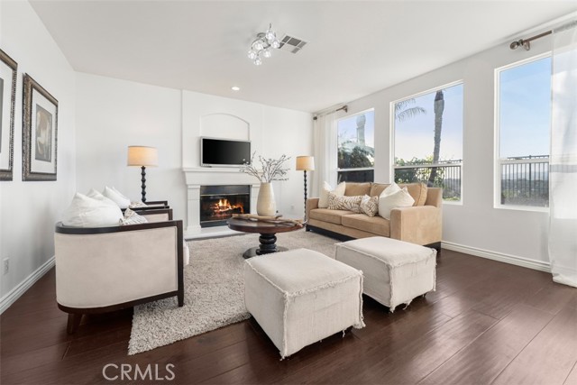 2031 W Snead Street, La Habra CA: https://media.crmls.org/medias/59a32942-5ff3-4be1-8d7a-23fa070dfa50.jpg