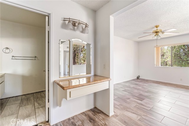 Detail Gallery Image 19 of 42 For 13624 La Jolla Cir #F,  La Mirada,  CA 90638 - 2 Beds | 2 Baths