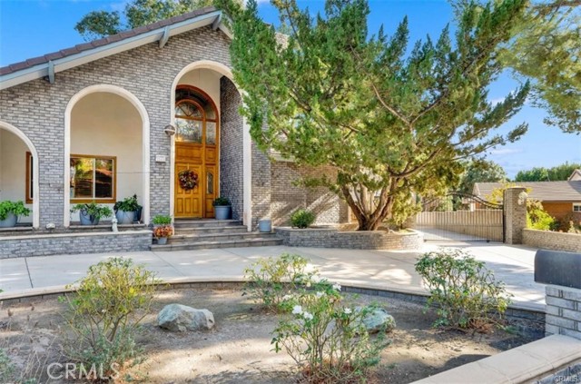 Detail Gallery Image 2 of 73 For 1146 Sandhurst Ln, La Verne,  CA 91750 - 6 Beds | 4 Baths