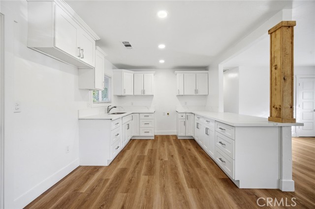 Detail Gallery Image 2 of 27 For 755 H, Parlier,  CA 93648 - 4 Beds | 2 Baths