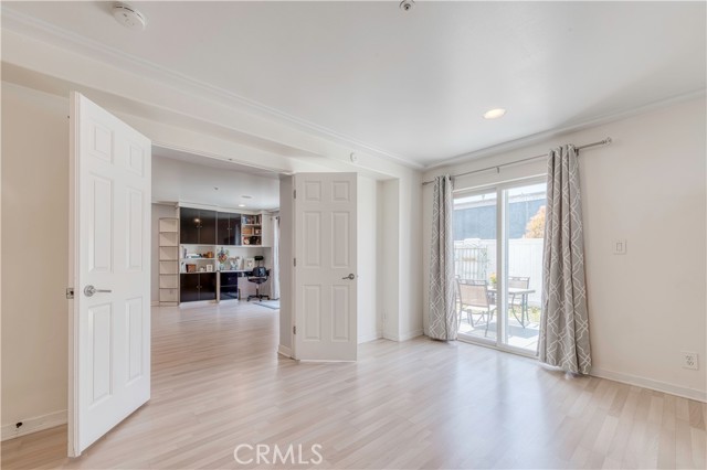 Detail Gallery Image 48 of 57 For 627 N Lucia Ave #B,  Redondo Beach,  CA 90277 - 4 Beds | 3/1 Baths