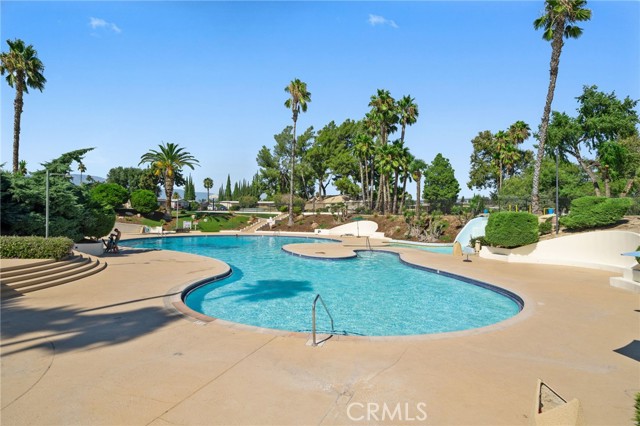 Detail Gallery Image 39 of 43 For 5800 Hamner #416,  Corona,  CA 91752 - 3 Beds | 3 Baths