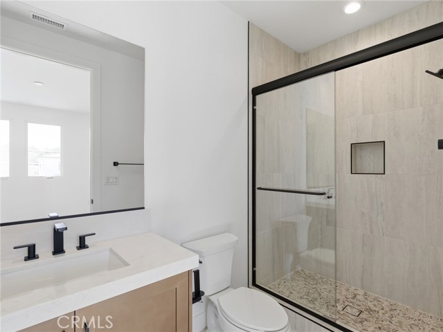 Detail Gallery Image 40 of 48 For 22849 W Seaqua Cir, Chatsworth,  CA 91311 - 6 Beds | 6/1 Baths