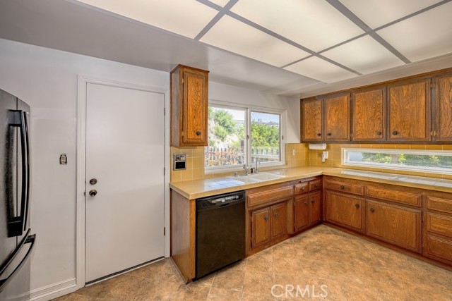 851 Misty Isle Drive, Glendale CA: https://media.crmls.org/medias/59a5fcff-895e-4970-bb3d-10cb94e8bb24.jpg