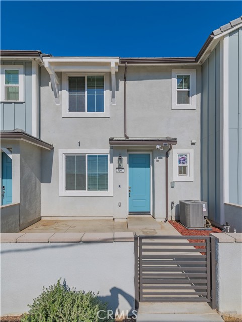 4096 E Peony Paseo # 24, Ontario, California 91761, 3 Bedrooms Bedrooms, ,2 BathroomsBathrooms,Residential Lease,For Rent,4096 E Peony Paseo # 24,CRTR24234555