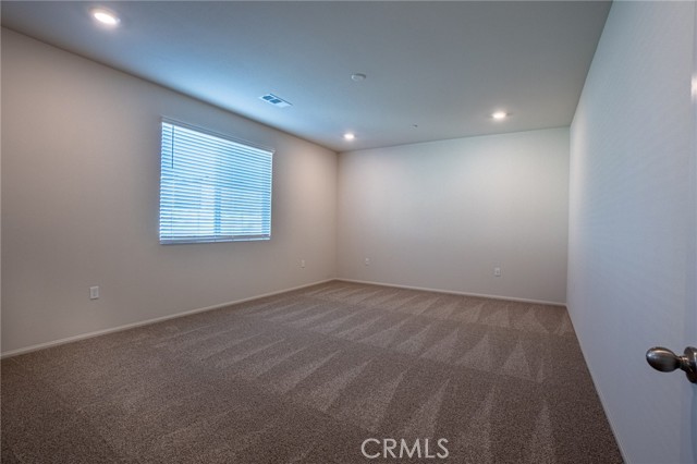 Detail Gallery Image 16 of 22 For 19508 Hanging Rock Rd., Lake Elsinore,  CA 92532 - 3 Beds | 3 Baths