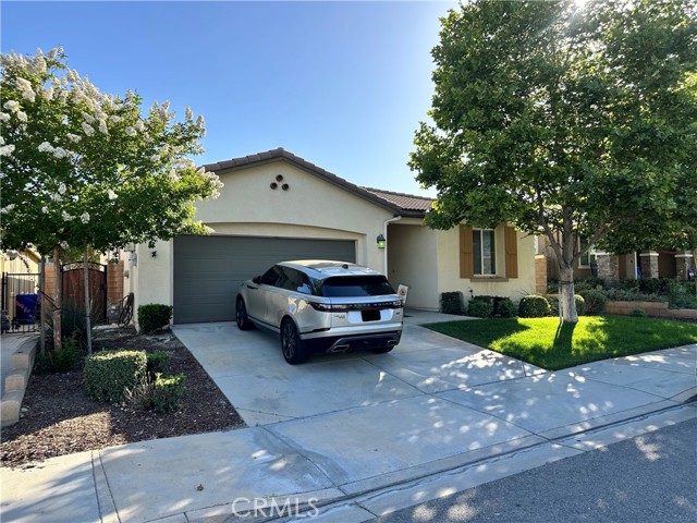 3978 Scarlet Oak Court, San Bernardino CA: https://media.crmls.org/medias/59a6e8dd-0837-4c81-810f-f01eb21575d4.jpg