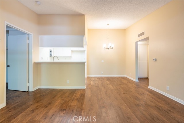 Detail Gallery Image 4 of 19 For 12601 Van Nuys Blvd #237,  Pacoima,  CA 91331 - 2 Beds | 2 Baths
