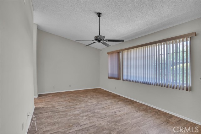 29331 Mawr Court, Menifee CA: https://media.crmls.org/medias/59a83924-0746-4018-a400-f802bf9d6673.jpg