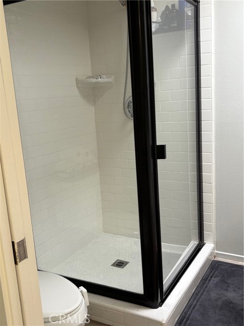 Detail Gallery Image 21 of 24 For 13230 Fiji Way #F,  Marina Del Rey,  CA 90292 - 2 Beds | 2/1 Baths