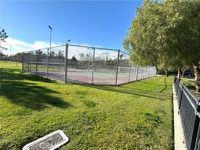 Detail Gallery Image 31 of 36 For 231 W Cork Tree, Orange,  CA 92865 - 3 Beds | 2/1 Baths