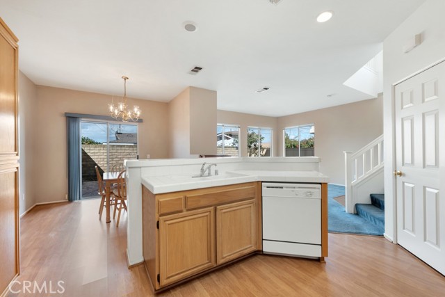 Detail Gallery Image 9 of 37 For 149 Paseo Loma, Camarillo,  CA 93010 - 4 Beds | 2 Baths