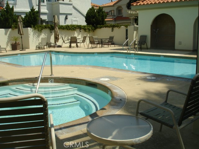 Community pool/spa