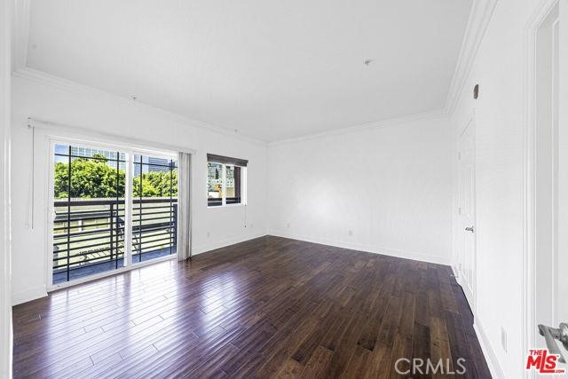 Detail Gallery Image 10 of 16 For 815 S Harvard #302,  Los Angeles,  CA 90005 - 2 Beds | 2 Baths