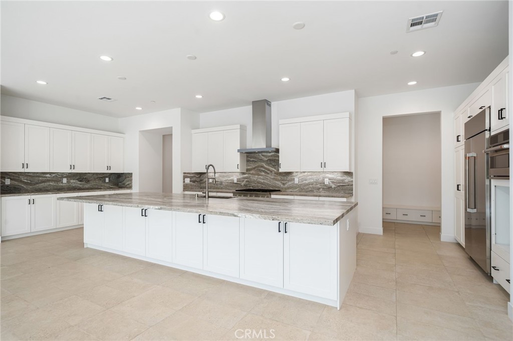 MLS #SR25252201 image #9