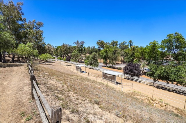 Detail Gallery Image 8 of 42 For 10525 Verdugo Rd, Murrieta,  CA 92562 - 4 Beds | 2/1 Baths