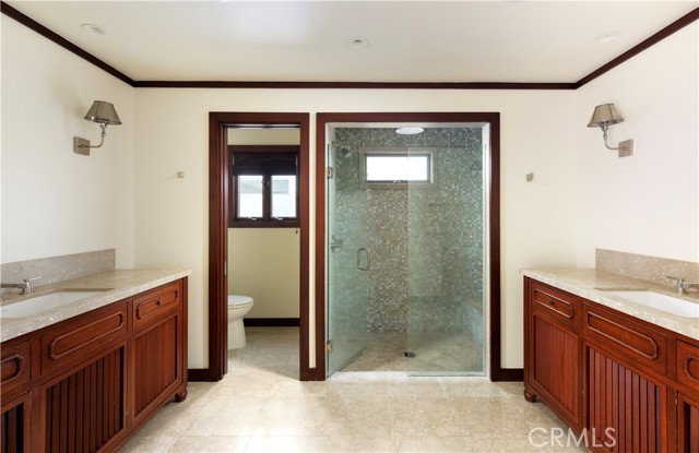 419 Evening Star Lane, Newport Beach CA: https://media.crmls.org/medias/59aca5aa-5582-4931-881c-fa25bb5e5836.jpg