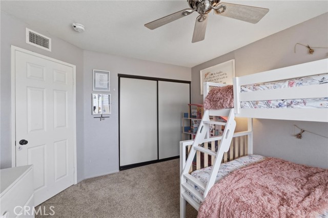 Image 32 of 54 For 16727 Lake Knoll