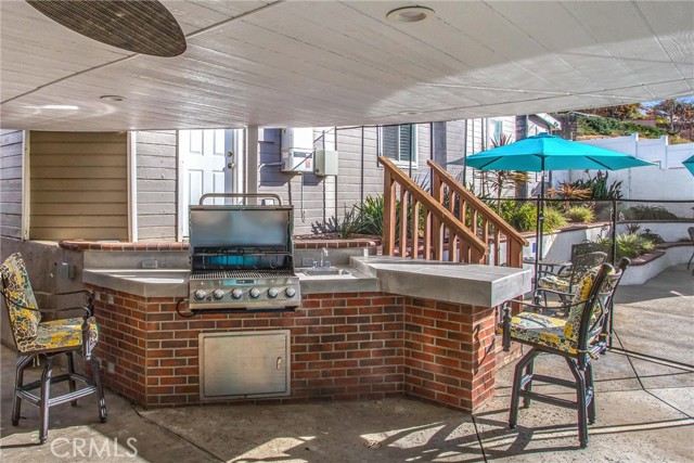 31607 Florida Street, Redlands CA: https://media.crmls.org/medias/59acbdcc-0ede-4e93-8d0a-1a2de7b43a3f.jpg