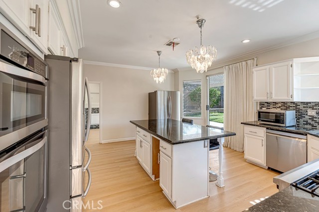 Detail Gallery Image 5 of 35 For 17435 Kelsey, Chino Hills,  CA 91709 - 4 Beds | 3 Baths