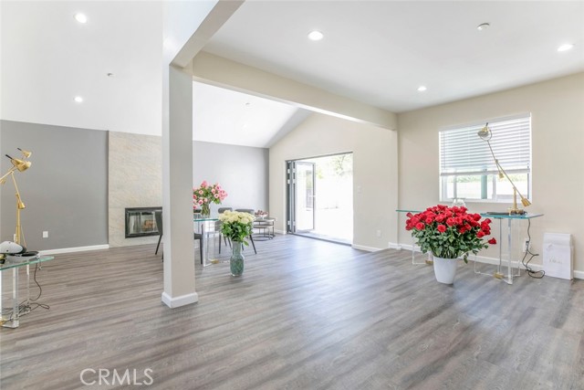 Detail Gallery Image 10 of 64 For 17465 Tuscan Dr, Granada Hills,  CA 91344 - 6 Beds | 5 Baths