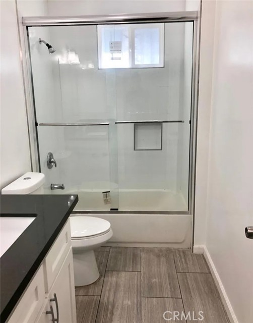 352 W Peach Street, Compton CA: https://media.crmls.org/medias/59ae5ff6-d6dc-4b8c-a03f-fa87bebfb1ac.jpg