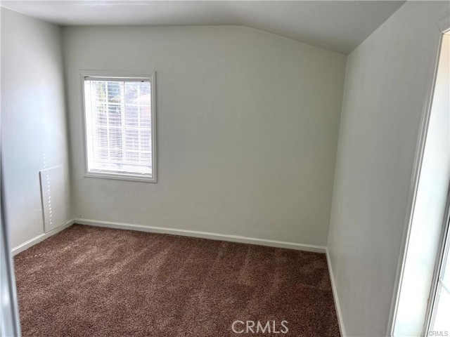 Detail Gallery Image 13 of 16 For 10264 Mull Ave, Riverside,  CA 92503 - 2 Beds | 1 Baths