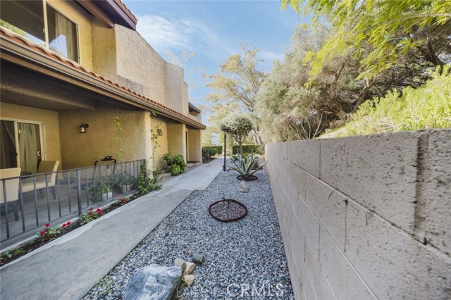 Detail Gallery Image 34 of 39 For 9775 via Roma, Burbank,  CA 91504 - 2 Beds | 3 Baths