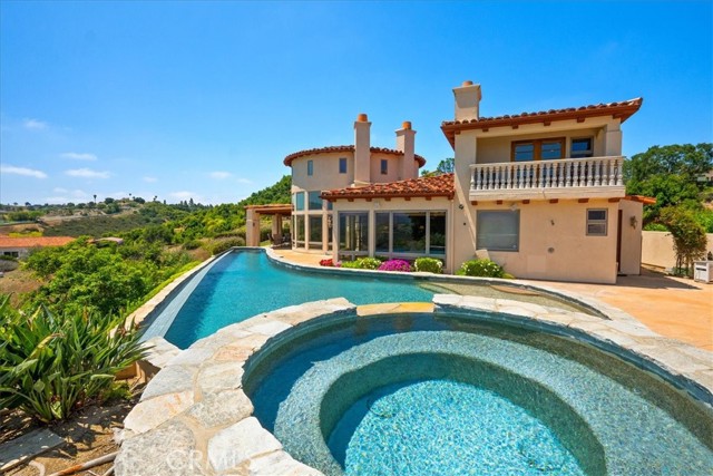 1917 Santa Margarita Drive, Fallbrook CA: https://media.crmls.org/medias/59b003f9-f55b-477a-9904-cef963d848fe.jpg