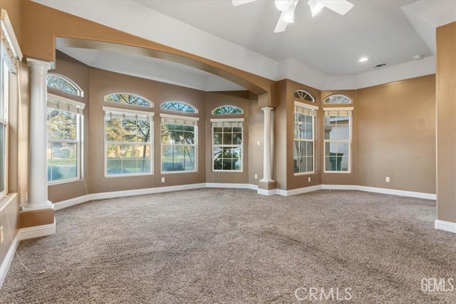 Detail Gallery Image 16 of 38 For 1933 Kellie Marie, Bakersfield,  CA 93314 - 5 Beds | 3 Baths