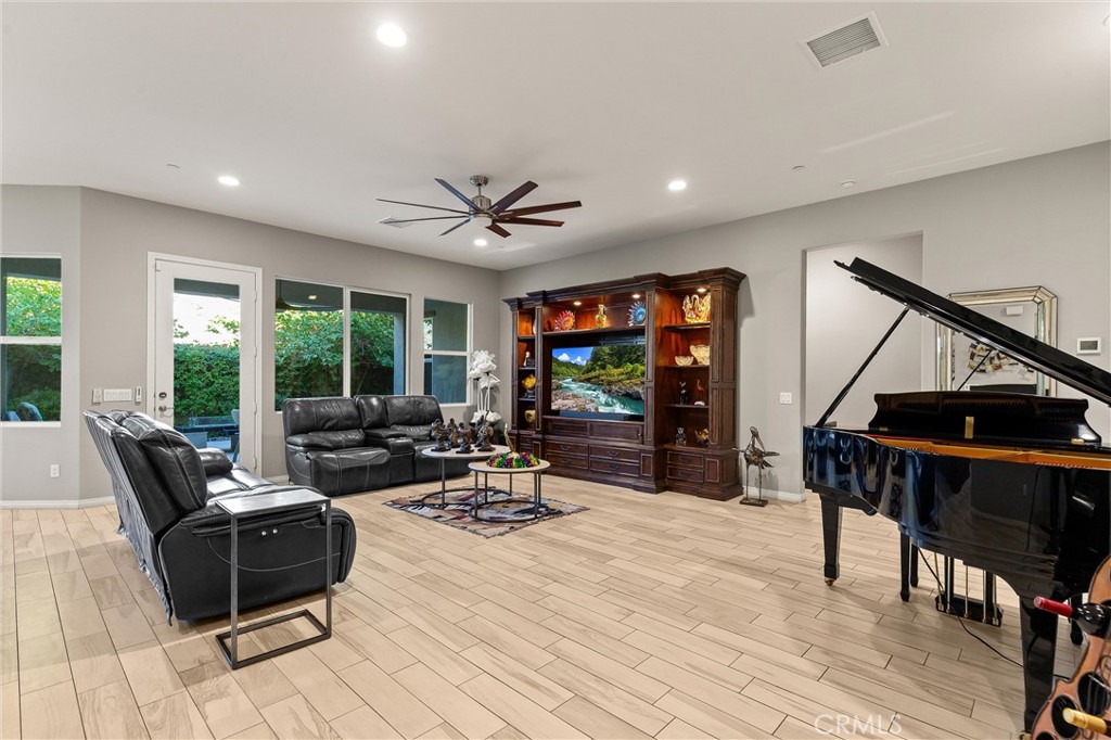 MLS #IG25250331 image #10