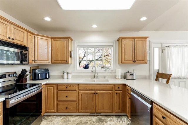 Detail Gallery Image 18 of 32 For 17718 Cottontail Dr, Weed,  CA 96094 - 3 Beds | 2 Baths