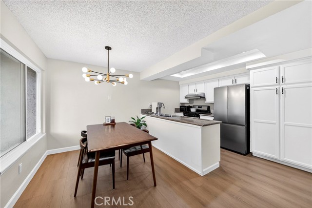 Detail Gallery Image 14 of 29 For 1525 Walnut Leaf #211,  Walnut,  CA 91789 - 2 Beds | 2 Baths