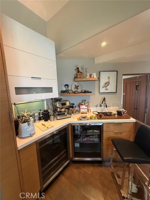 Detail Gallery Image 6 of 29 For 988 Acapulco, Laguna Beach,  CA 92651 - 4 Beds | 3/1 Baths