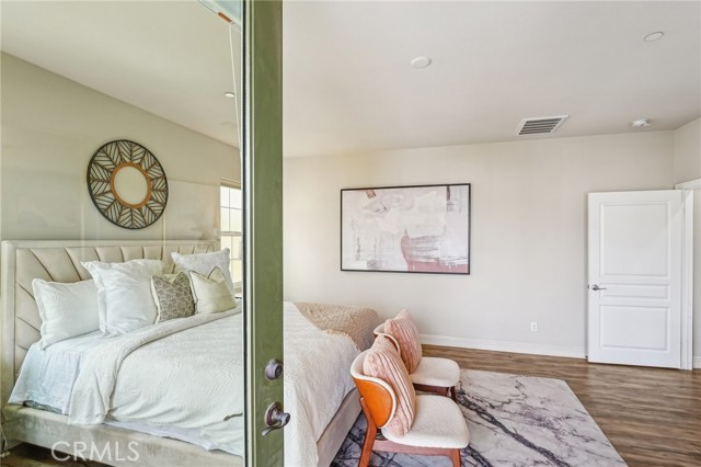 7766 Lupin Street, Chino CA: https://media.crmls.org/medias/59b21e1b-e605-44e8-a14e-72a5ecc667d4.jpg