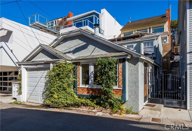 1822 Palm Drive, Hermosa Beach, California 90254, 2 Bedrooms Bedrooms, ,1 BathroomBathrooms,For Sale,Palm,SB19061012
