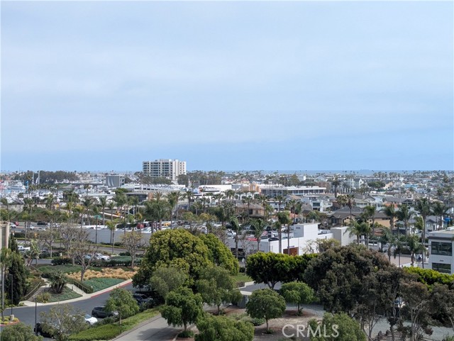 Detail Gallery Image 4 of 55 For 270 Cagney Ln #308,  Newport Beach,  CA 92663 - 2 Beds | 2 Baths