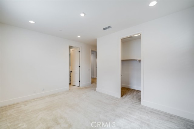 Detail Gallery Image 24 of 40 For 214 Parkwood, Irvine,  CA 92620 - 5 Beds | 5/1 Baths