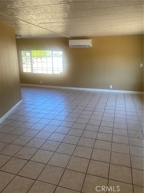 33140 Finch Street, Winchester CA: https://media.crmls.org/medias/59b43630-b52d-4fac-9d17-dc0e7ca00e2c.jpg