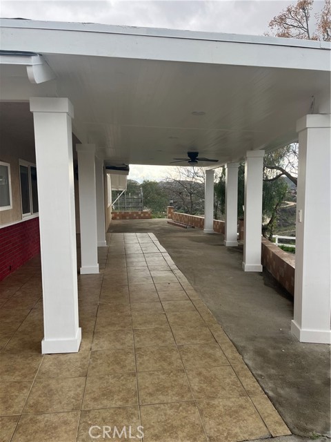 Detail Gallery Image 3 of 22 For 19260 Santa Rosa Mine, Perris,  CA 92570 - 4 Beds | 2 Baths