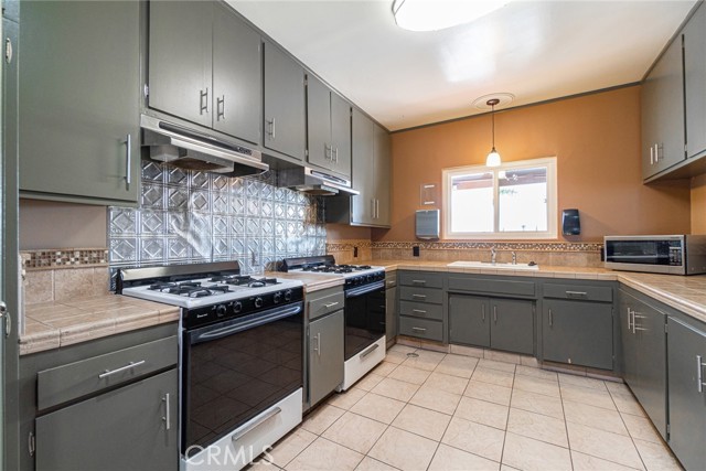 Detail Gallery Image 38 of 44 For 1501 Palos Verdes Drive North #64,  Harbor City,  CA 90710 - 3 Beds | 2 Baths