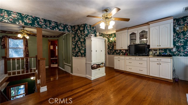 Detail Gallery Image 28 of 50 For 24083 Cresta Dr, Crestline,  CA 92325 - 4 Beds | 2/1 Baths