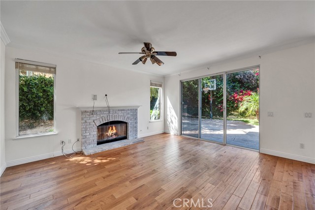 Detail Gallery Image 14 of 33 For 2357 Laurelwood Dr, Thousand Oaks,  CA 91362 - 4 Beds | 3 Baths