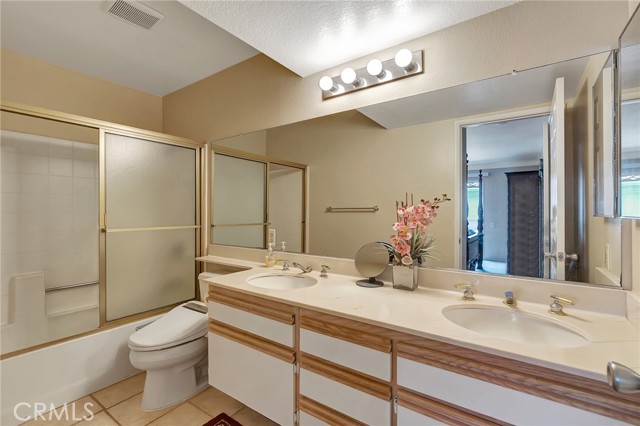 Detail Gallery Image 15 of 31 For 3605 E Anaheim St #307,  Long Beach,  CA 90804 - 3 Beds | 2 Baths