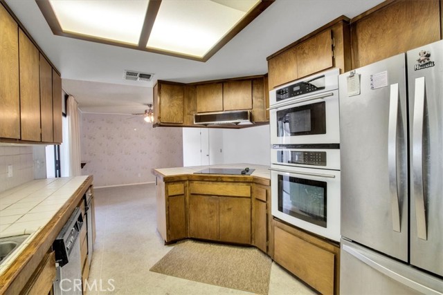 Detail Gallery Image 15 of 49 For 8825 San Vincente Dr, Yucca Valley,  CA 92284 - 2 Beds | 2 Baths