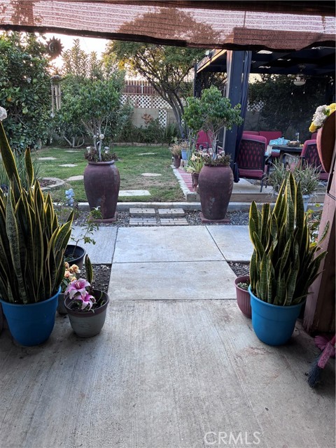 Detail Gallery Image 18 of 24 For 114 S Encina, Rialto,  CA 92376 - 4 Beds | 1 Baths