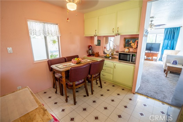 Detail Gallery Image 10 of 21 For 1120 E Mission Rd #20,  Fallbrook,  CA 92028 - 1 Beds | 1 Baths