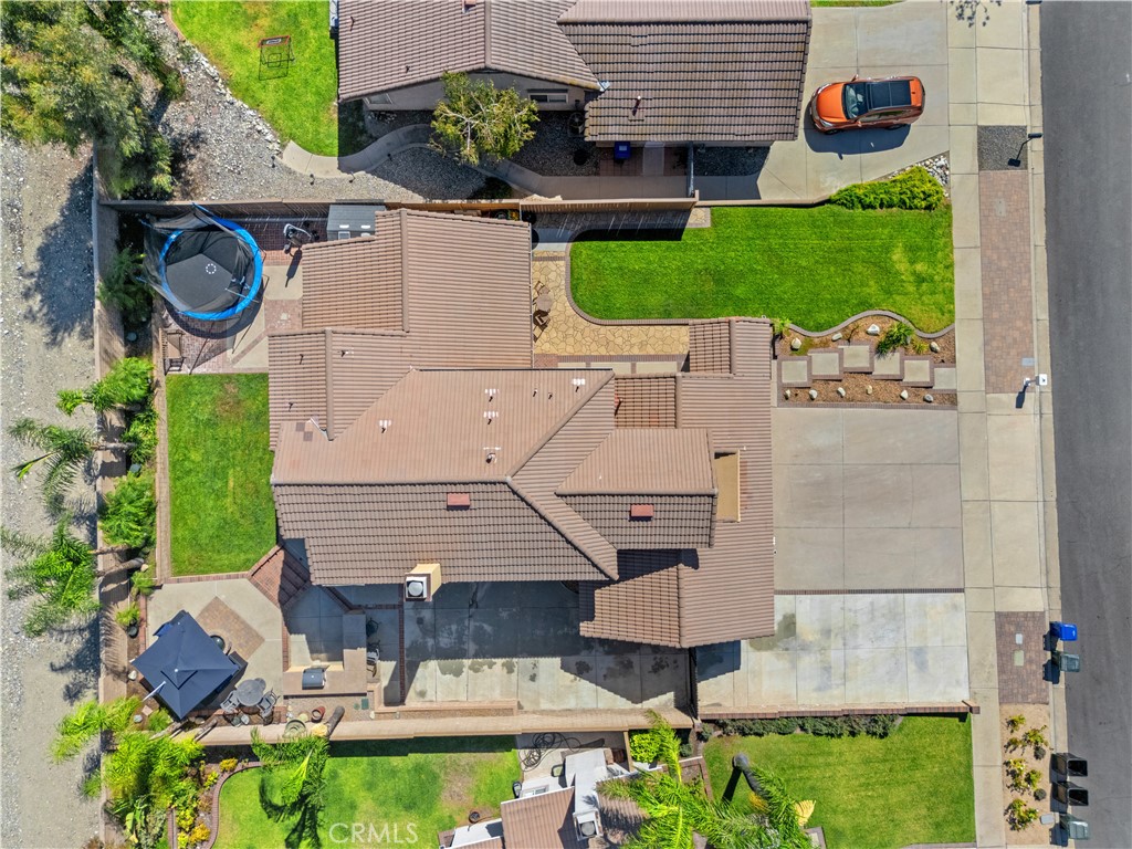 https://media.crmls.org/medias/59b7f1dc-a999-48f6-9c93-40308753c981.jpg?preset=X-Large