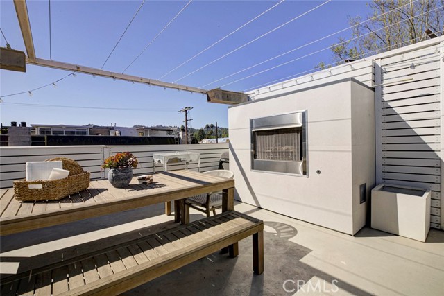 Detail Gallery Image 45 of 58 For 4342 Coldwater Canyon #3,  Studio City,  CA 91604 - 2 Beds | 3 Baths